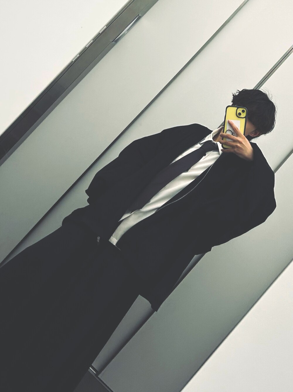 「袴パンツ」｜「Utusiyoのma-1 秒夏（MA-1、ブラック系）」を使った、yuukidegemuさん（メンズ・165cm）の春コーディネートの1枚目の写真