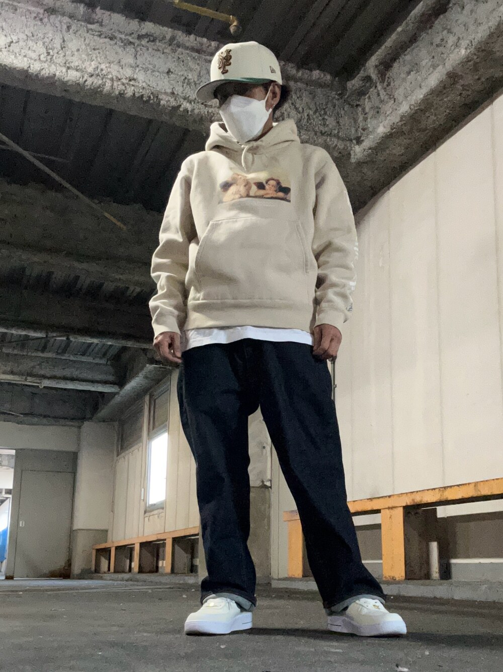 FR2のパーカー（ベージュ系）を使った人気ファッションコーディネート 