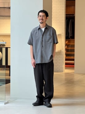 「EDITION（エディション）のアイテム（パンツ）」を使った、Tsukinari_TOMORROWLANDさん（メンズ・175cm）の夏コーディネート