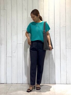 「INDIVI（インディヴィ）の新色登場！【洗える／清涼感】レーヨンストレッチ フレンチスリーブニット（ニット/セーター、グリーン系）」を使った、romiさん（レディース・158cm）の夏コーディネート