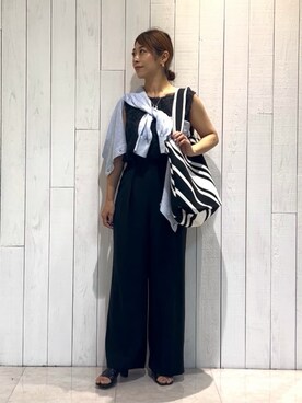 「INDIVI（インディヴィ）の【インナーとしても活躍！】フリンジジャカードチュニック（シャツ/ブラウス、グレー系）」を使った、romiさん（レディース・158cm）の夏コーディネート