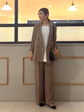「INDIVI（インディヴィ）の【軽く羽織れる！】ダブルジャケット（テーラードジャケット、ブラウン系）」を使った、romiさん（レディース・158cm）の夏コーディネート