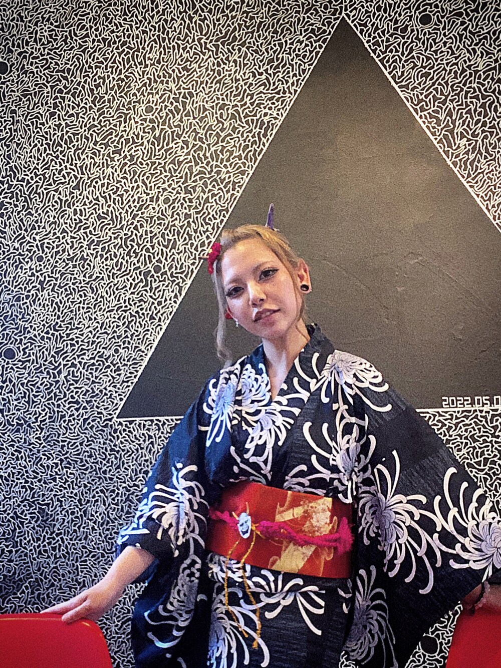 「相互フォロー、大人かわいい、和服、ハンドメイド、ﾊﾝﾄﾞﾒｲﾄﾞｱｸｾｻﾘｰ、オトナカワイイ、キレイめ、低身長女子」｜「bee6ixのアイテム（アクセサリー、ブラック系）」を使った、綺蝶レナ(Lena Kicho)さん（レディース・147cm）の冬コーディネートの1枚目の写真
