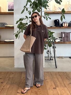 「アイテム（ポロシャツ、ブラウン系）」を使った、Masakiさん（レディース・164cm）の秋コーディネート