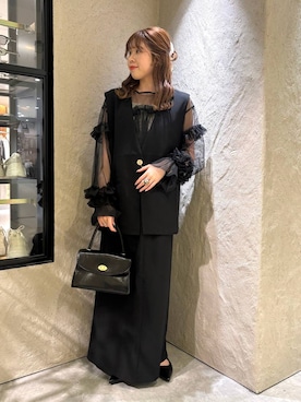 ヘンケイベストスカートセット 579645を使った人気ファッション