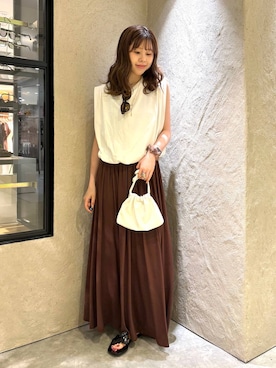 「アイテム（スカート、ブラウン系）」を使った、あやさん（レディース・162cm）の夏コーディネート