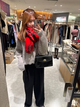 「アイテム（ボストンバッグ）」を使った、あやさん（レディース・162cm）の冬コーディネート