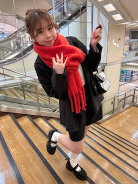 「アイテム（ストール/ショール）」を使った、あやさん（レディース・162cm）の秋コーディネート