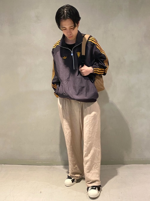 マンチェスターユナイテッド　adidas ハーフジップ　スウェット　ジャケット adidas ジャージ マンチェスター・ユナイテッド テラス アイコン