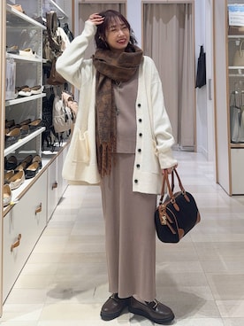 「アイテム（ローファー）」を使った、せこ子さん（レディース・159cm・30代）の秋コーディネート