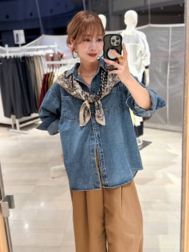 「アイテム（シャツ/ブラウス、ブルー系）」を使った、せこ子さん（レディース・159cm）の秋コーディネート
