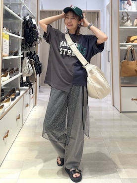 「ベーシック/シンプル」｜「アイテム（財布/小物）」を使った、せこ子さん（レディース・159cm）の夏コーディネート