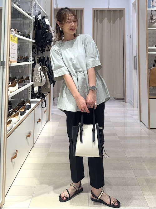 【関税込み】Common Projects ブラック スエード クロッグ 1024_x_682_px_32_1000x.png?v=