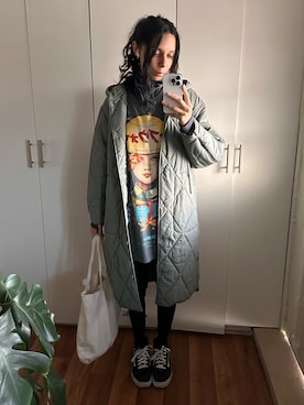 Andrea Sugusさんのコーディネート