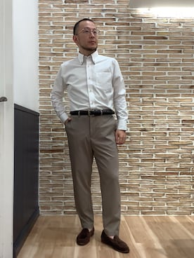 「アイテム（ビジネスシャツ）」を使った、BRICK HOUSE シャツ工房 福岡橋本木の葉モール店さん（メンズ・163cm）の秋コーディネート