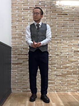 「アイテム（ビジネスシャツ）」を使った、BRICK HOUSE シャツ工房 福岡橋本木の葉モール店さん（メンズ・163cm）の秋コーディネート