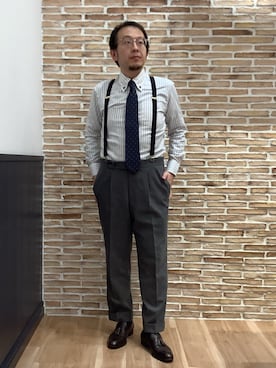 「アイテム（ビジネスシャツ）」を使った、BRICK HOUSE シャツ工房 福岡橋本木の葉モール店さん（メンズ・163cm）の冬コーディネート