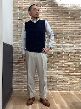 「アイテム（ビジネスシャツ）」を使った、BRICK HOUSE シャツ工房 福岡橋本木の葉モール店さん（メンズ・163cm）の秋コーディネート