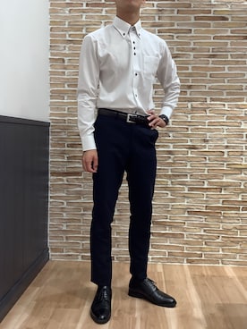 「アイテム（ビジネスシャツ）」を使った、BRICK HOUSE シャツ工房 福岡橋本木の葉モール店さん（メンズ・163cm）の秋コーディネート