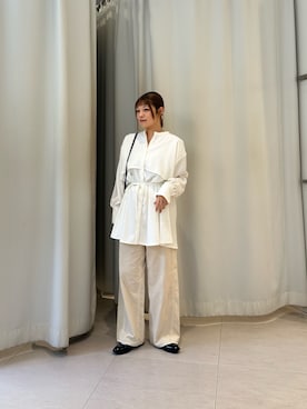 「アイテム（ローファー、ブルー系）」を使った、妃那さん（レディース・158cm）の秋コーディネート