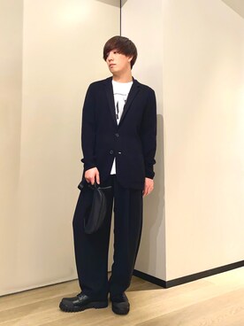 「ARMANI EXCHANGE（アルマーニエクスチェンジ）のアイテム（スラックス）」を使った、yusukeさん（メンズ・175cm）の春コーディネート