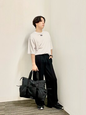 「ARMANI EXCHANGE（アルマーニエクスチェンジ）のアイテム（トートバッグ）」を使った、yusukeさん（メンズ・175cm）の夏コーディネート