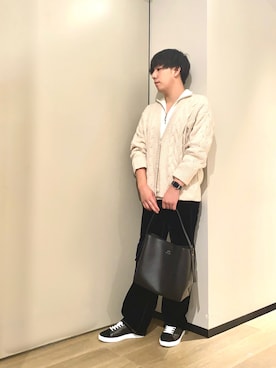 「ARMANI EXCHANGE（アルマーニエクスチェンジ）のアイテム（トートバッグ）」を使った、yusukeさん（メンズ・175cm）の秋コーディネート