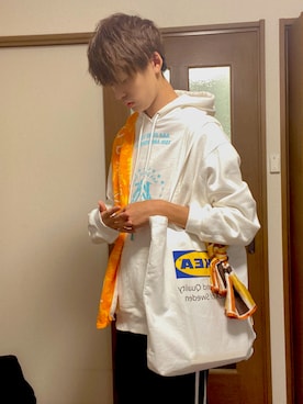 「WEGO（ウィゴー）のアイテム（スウェットパンツ）」を使った、西村　響さん（メンズ・176cm）の秋コーディネート