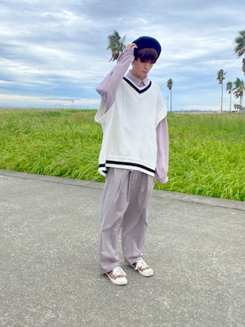 「大学生コーデ」｜「アイテム（ハンチング/ベレー帽）」を使った、西村　響さん（メンズ・176cm）の秋コーディネート