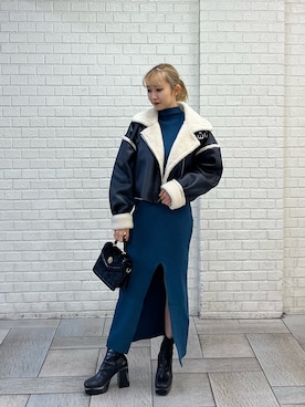 「スリット」｜「アイテム（ブルゾン）」を使った、熊澤姫奈さん（レディース・156cm）の冬コーディネート