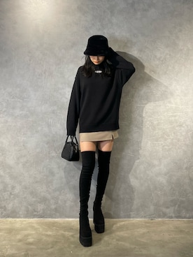 「EMODA（エモダ）のアイテム（ニット/セーター）」を使った、花島郁さん（レディース・167cm）の冬コーディネート