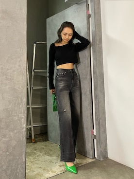 「アイテム（パンプス、グリーン系）」を使った、花島郁さん（レディース・167cm）の冬コーディネート