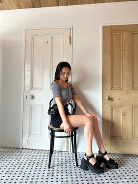 「EMODA（エモダ）のタンクラバーサンダル（サンダル）」を使った、花島郁さん（レディース・167cm）の夏コーディネート