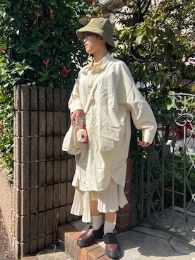 「刺繍」｜「アイテム（ローファー）」を使った、meko/プチプラ多めさん（レディース・153cm）の秋コーディネート