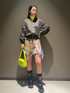 「DIESEL」｜「アイテム（ブーツ）」を使った、サラさん（レディース・160cm）の冬コーディネート