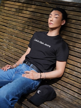 「Calvin Klein（カルバン・クライン）のアイテム」を使った、公式 Calvin Kleinさん（メンズ・185cm）の夏コーディネート