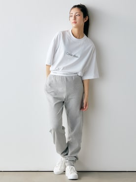 公式 Calvin Kleinさん(レディース・161cm)の夏コーディネート