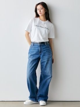 「Calvin Klein（カルバン・クライン）のアイテム」を使った、公式 Calvin Kleinさん（レディース・161cm）の夏コーディネート
