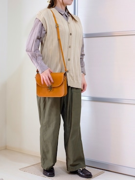 「アイテム（ベスト）」を使った、ぬくいさん（レディース・160cm・20代）の秋コーディネート