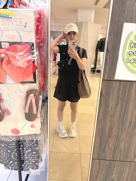 「VIS（ビス）のアイテム（Tシャツ/カットソー、ブラック系）」を使った、tanamwaさん（レディース・164cm）の夏コーディネート