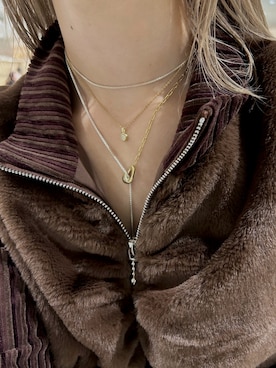 「アイテム（チャーム）」を使った、saekaさん（レディース・172cm）の秋コーディネート