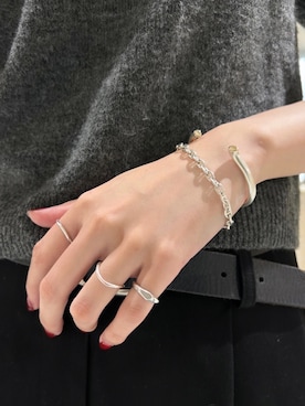 「アイテム（リング）」を使った、saekaさん（レディース・172cm）の秋コーディネート