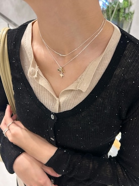 「アイテム（チャーム）」を使った、saekaさん（レディース・172cm）の秋コーディネート