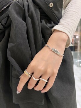 「アイテム（リング）」を使った、saekaさん（レディース・172cm）の秋コーディネート