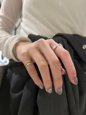 「アイテム（リング）」を使った、saekaさん（レディース・172cm）の秋コーディネート