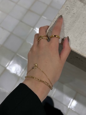 「アイテム（リング）」を使った、saekaさん（レディース・172cm）の秋コーディネート