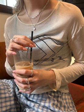 「TEN.（テン）のアイテム（リング）」を使った、saekaさん（レディース・172cm）の春コーディネート