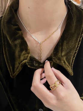 「アイテム（アクセサリー）」を使った、saekaさん（レディース・172cm）の秋コーディネート