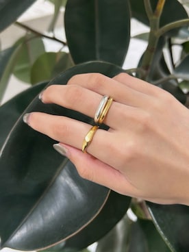 「アイテム（リング）」を使った、saekaさん（レディース・172cm）の秋コーディネート