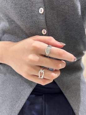 「アイテム（リング）」を使った、saekaさん（レディース・172cm）の秋コーディネート